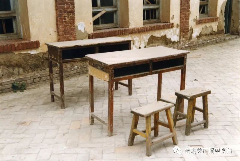 嘉峪关居民搬家:一次城市与家庭的迁徙